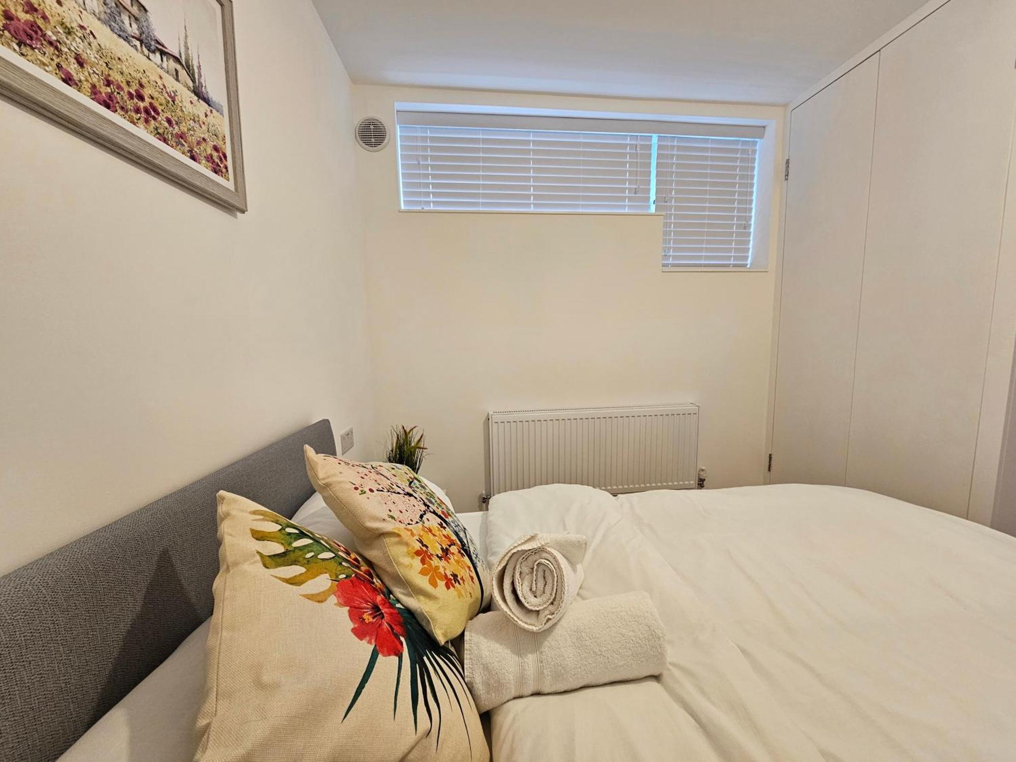 London E1 Apartment Экстерьер фото